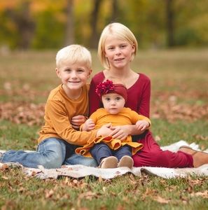 Meet your Posher, Suzanne